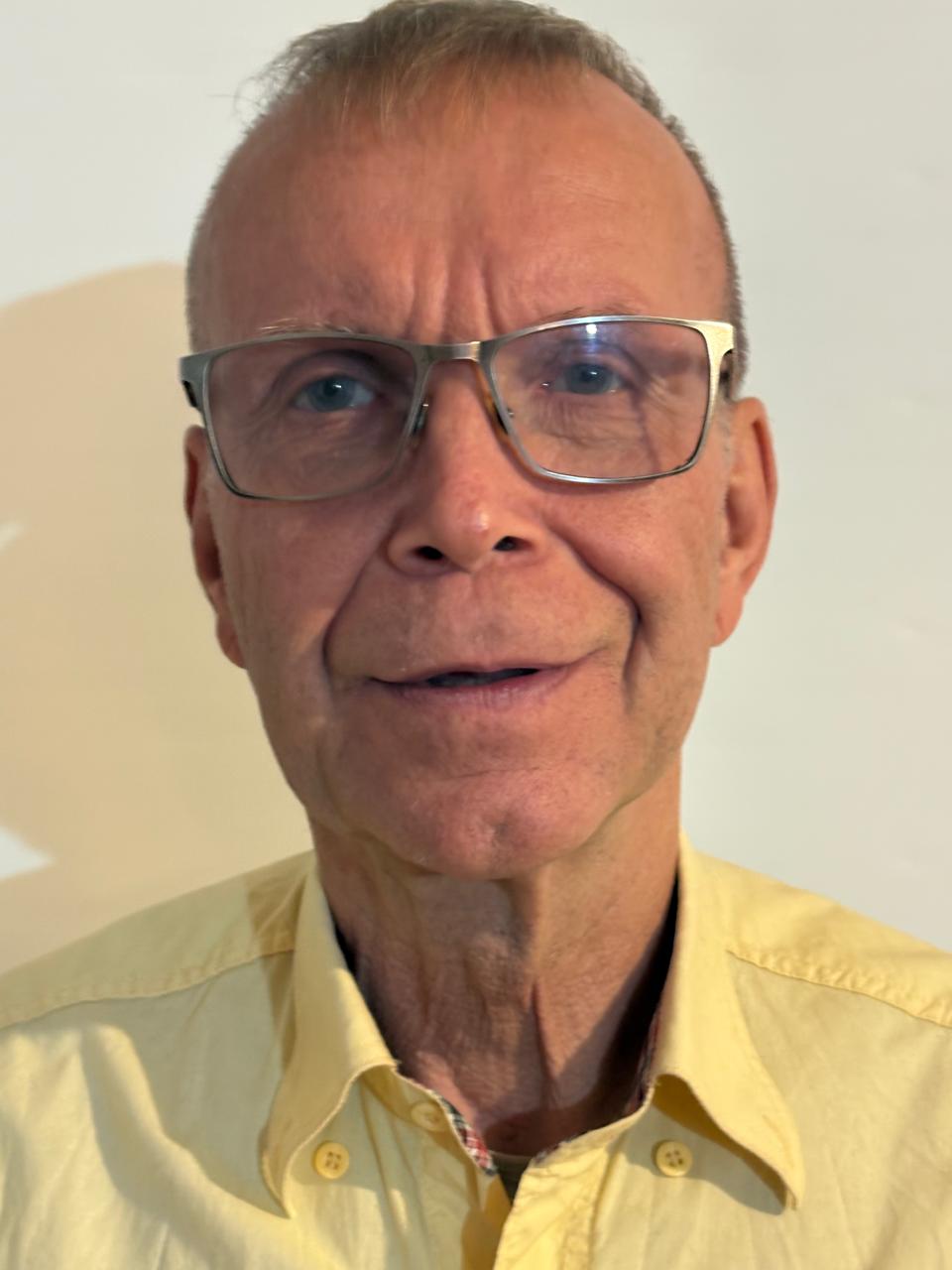 Doctor en Hohenau Paraguay - Habla alemán